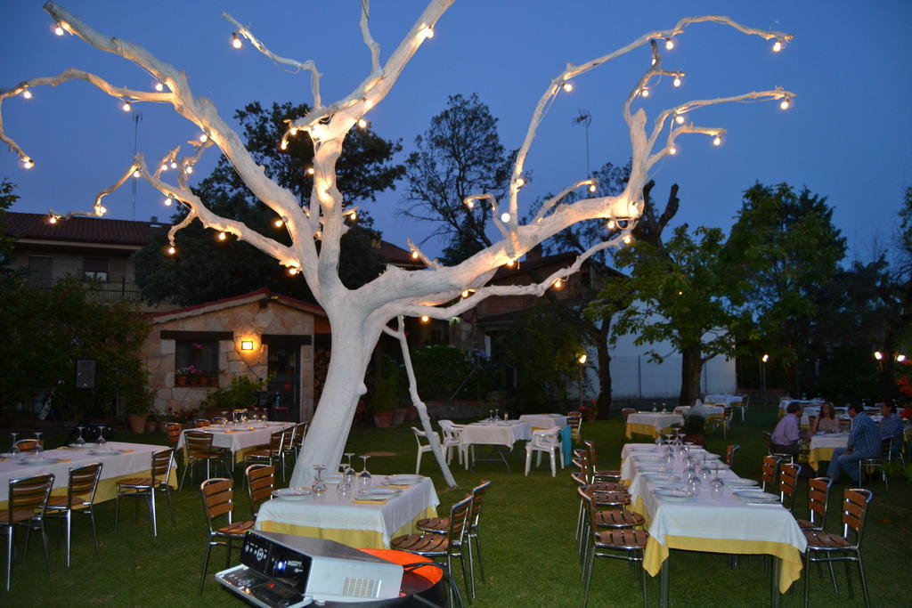 Hostal El Cardenillo Madrigal de la Vera Bagian luar foto